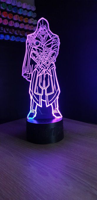 lampe-led-3d-Assassin's-Creed-bras-croisés