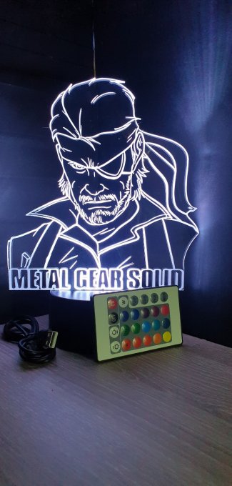 Lampe led 3D Buste Solid Snake, Metal Gear Solid, jeux vidéo, veilleuse, personnalisable, illusion