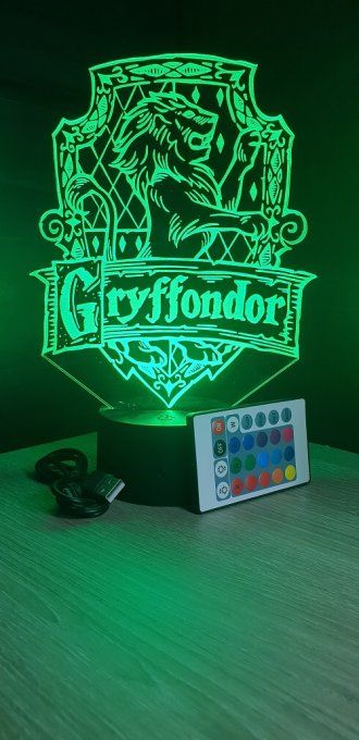 Lampe led 3D Gryffondor, Harry potter, film, chevet, veilleuse, idée cadeau, déco, illusion
