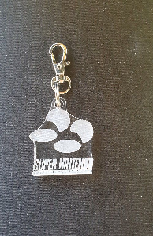 Porte-clés Logo Super Nintendo, console, attache, faire part, cadeau, accroche, médaillon