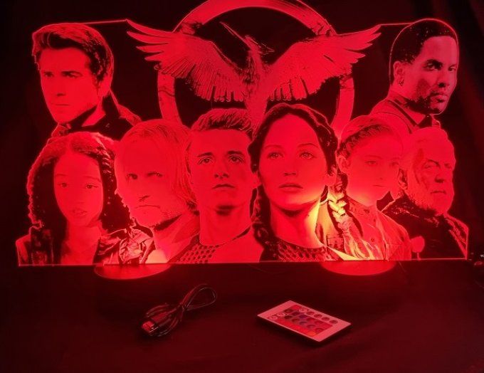 Lampe led 3D Hunger games, Katniss Everdeen, Peeta, snow, gale, rue