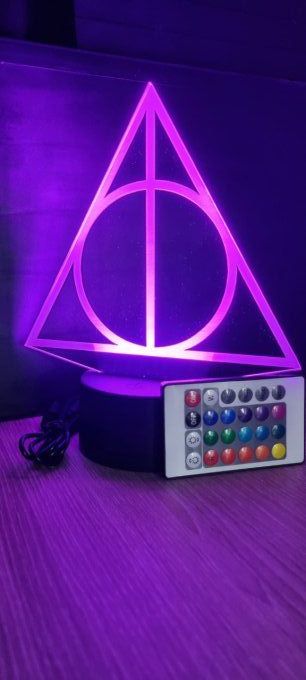 Lampe led 3D Relique de la mort, Harry potter, film, chevet, veilleuse, idée cadeau, déco, illusion